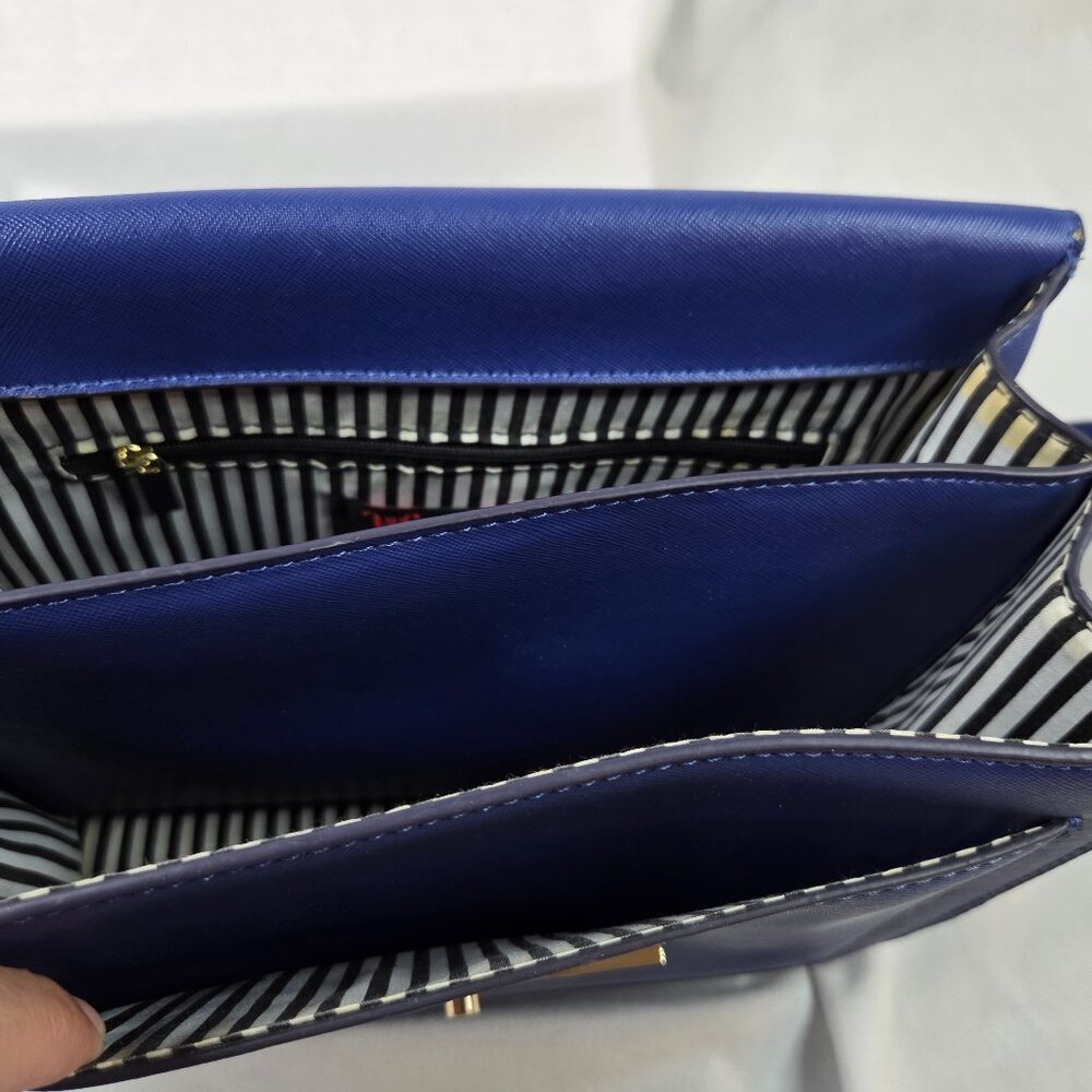 JustFab Crossbody Purse - Picture 13 of 14